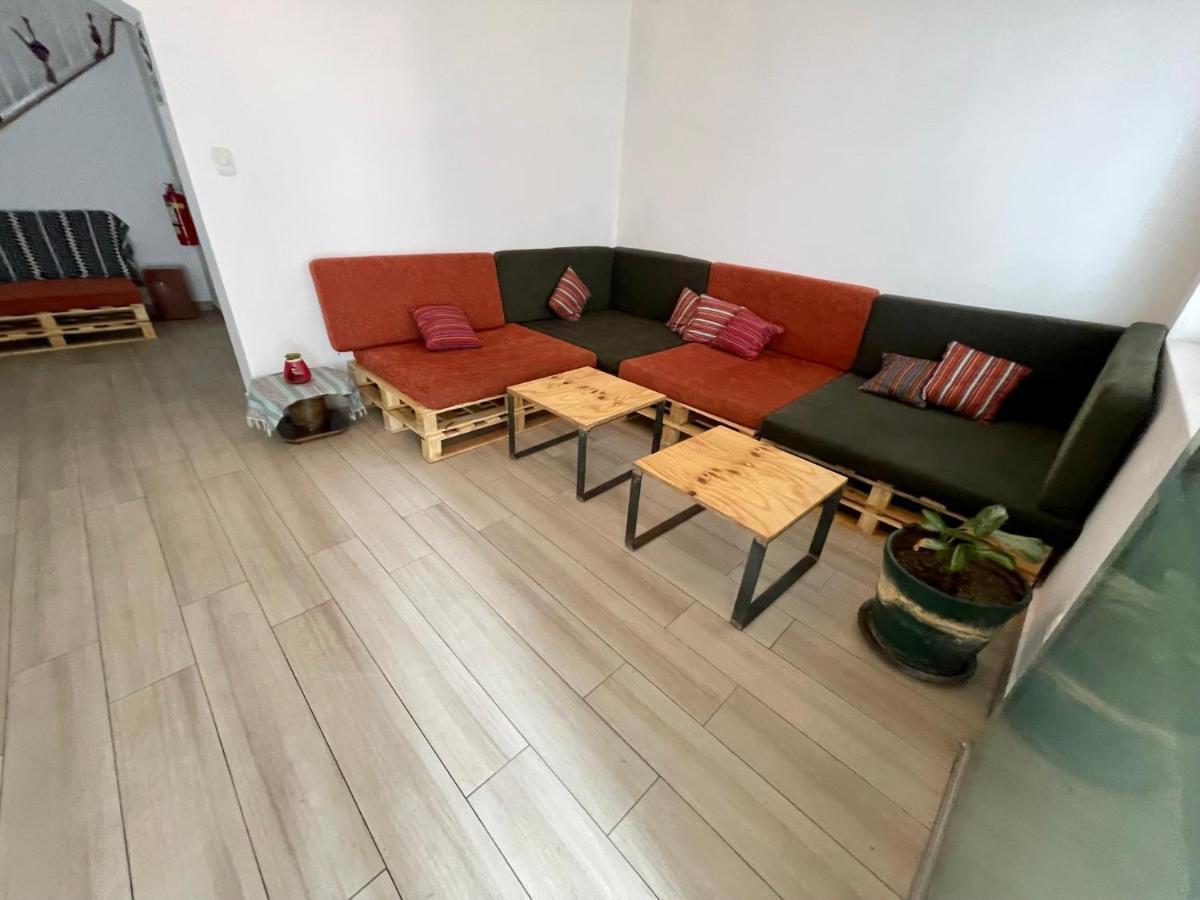 Casaroma Hostels Lima Exterior foto